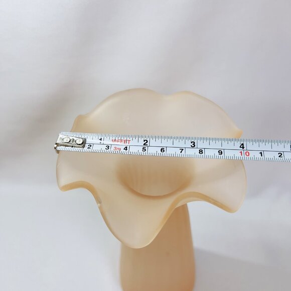 Ruffled Rose Pink Satin Glass Vase Vintage Frosted Glass Flower Holder 8 1/2” - Picture 7 of 10